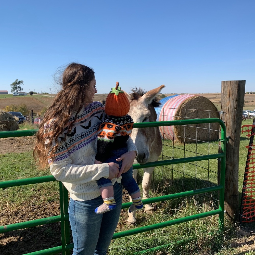 Meet your Posher, Rachel